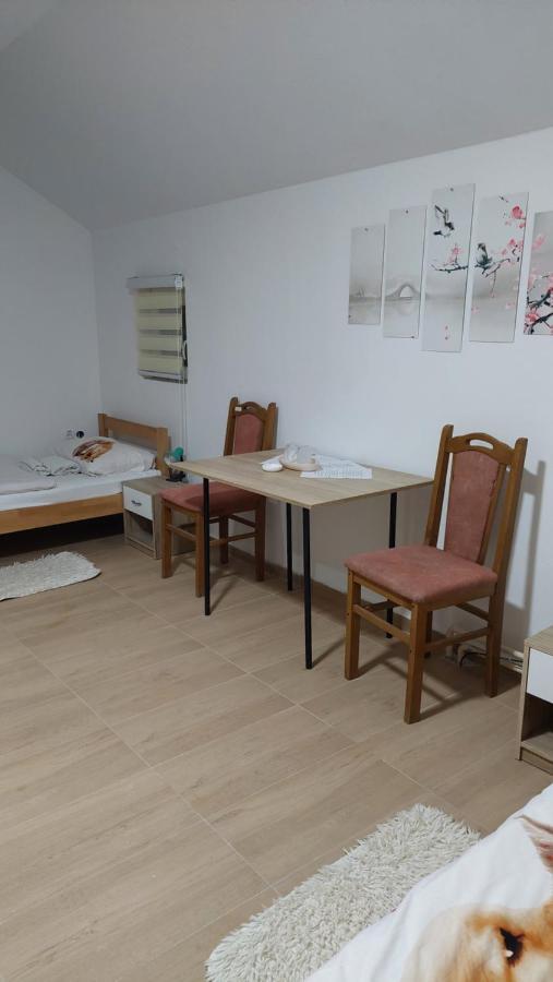 Rooms Stefan Subotica Luaran gambar