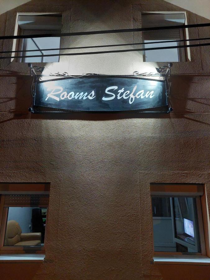 Rooms Stefan Subotica Luaran gambar