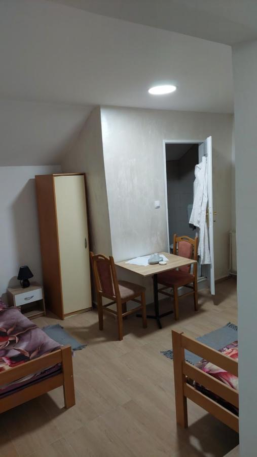Rooms Stefan Subotica Luaran gambar